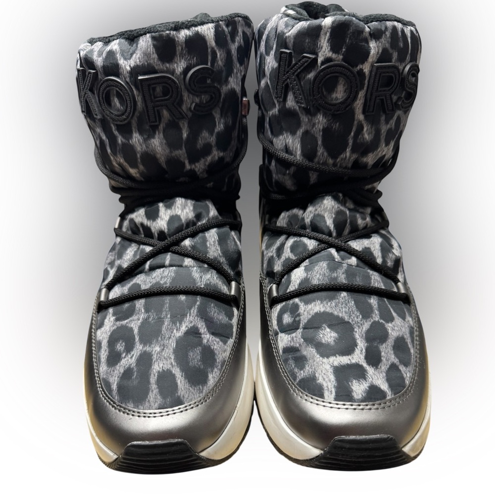 Michael Kors Cassia Black and Gray Cheetah Print Ankle Booties Size 9.5 - Picture 3 of 16